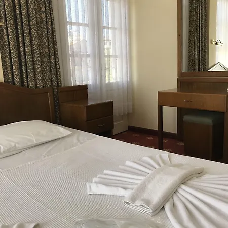 Antik Ridvan Çeşme