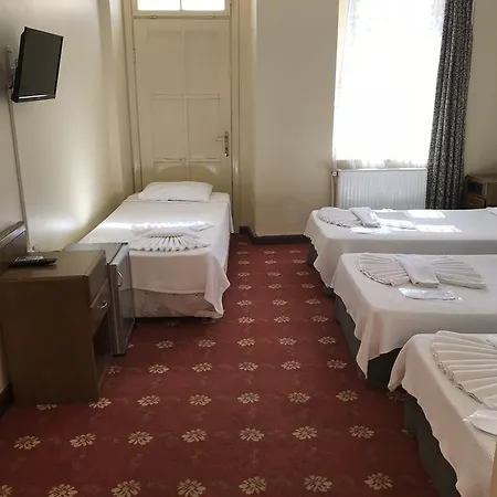 Konukevi Antik Ridvan Çeşme